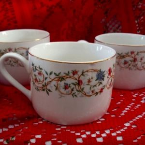 Set Of 4 Vintage Fine China By Farberware Monaco Pattern # 3111 Coffee Cups